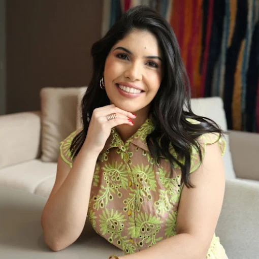 Retrato de Dra. Juliana Cristina de Souza Nobre